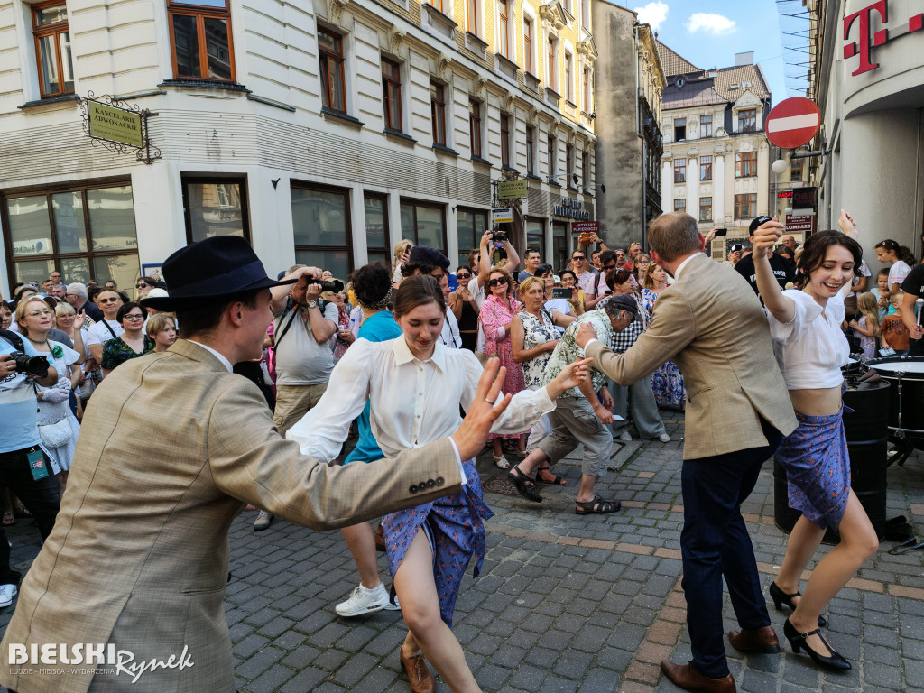 Parada Nowoorleańska w swingowych tradycjach jazzu