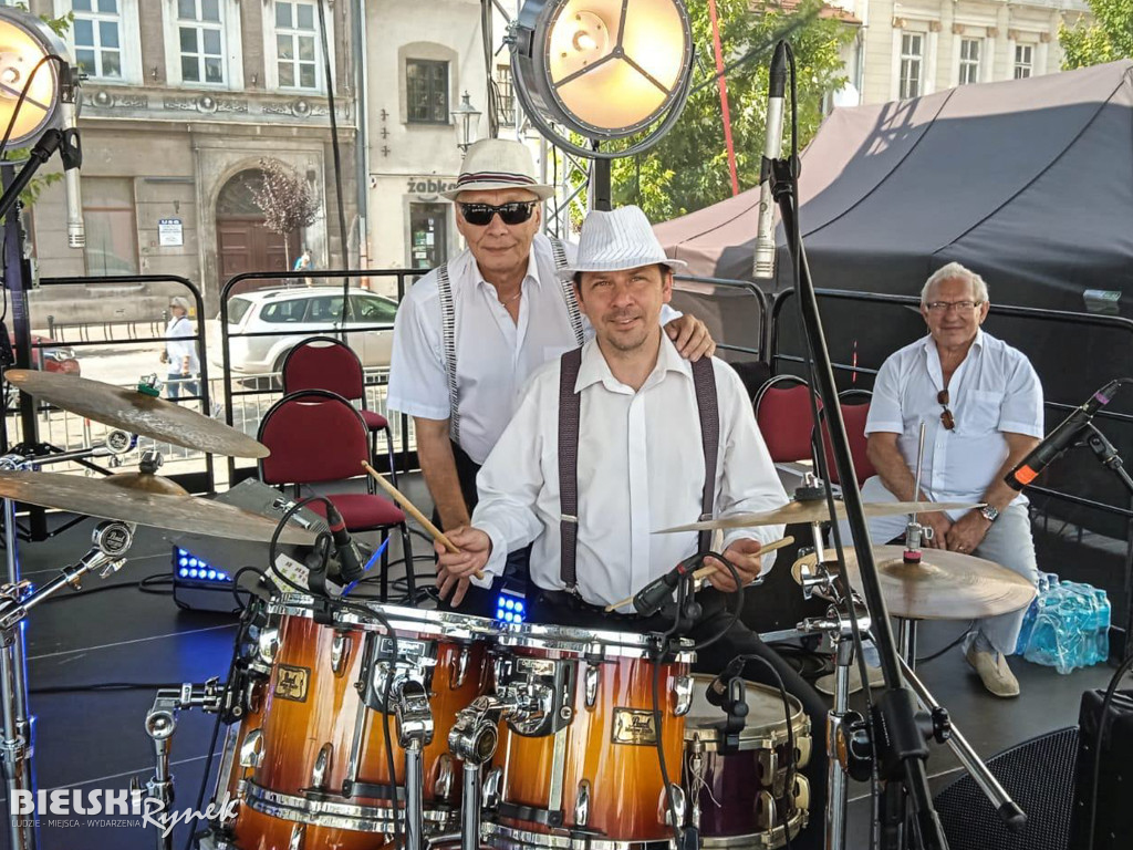 Parada Nowoorleańska w swingowych tradycjach jazzu