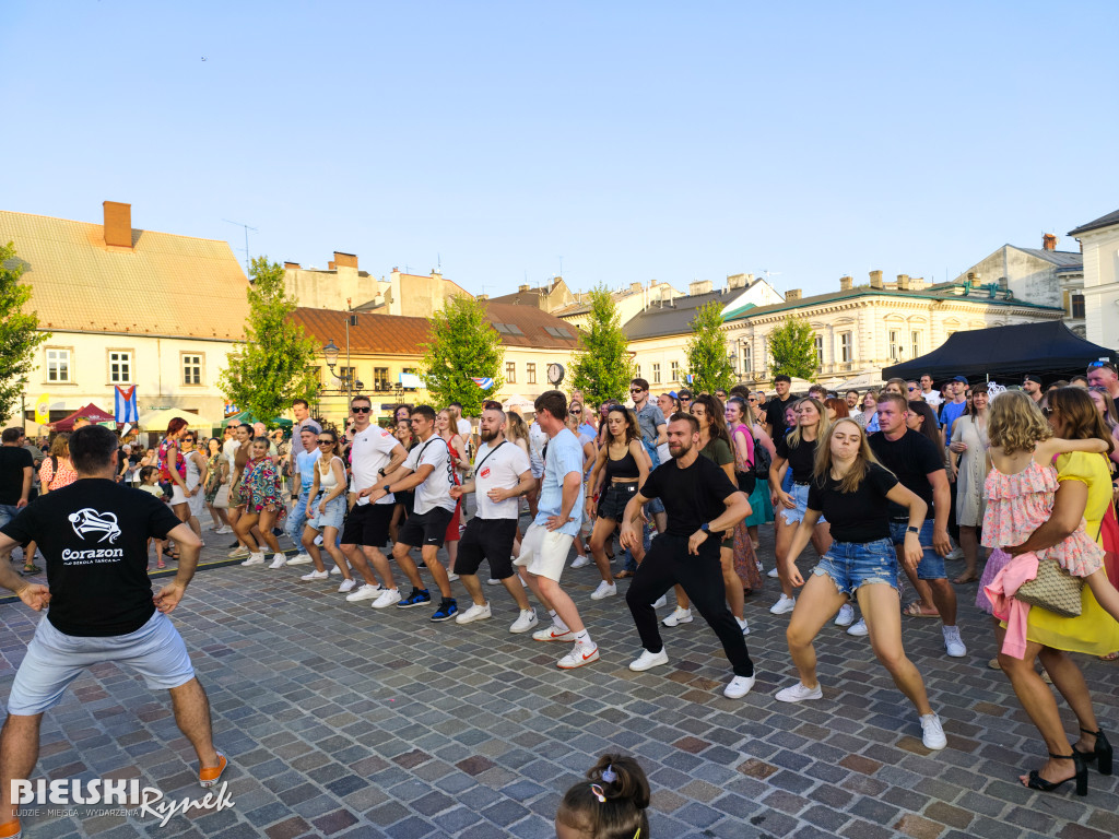 Plac Wojska Polskiego rozgrzały latynoskie rytmy