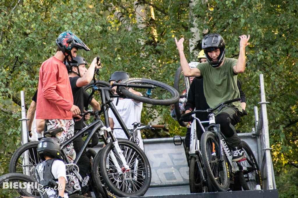 Podniebne akrobacje podczas Happy Bike Beskidy