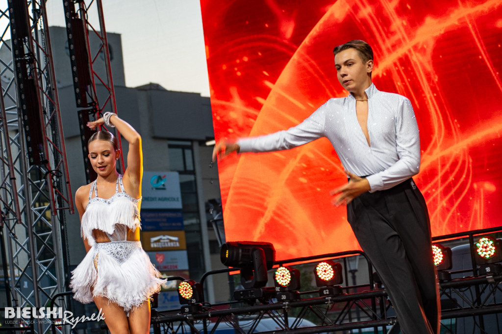 CUBANA DANCE SHOW na placu Wojska Polskiego