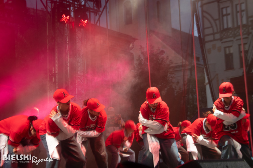 CUBANA DANCE SHOW na placu Wojska Polskiego