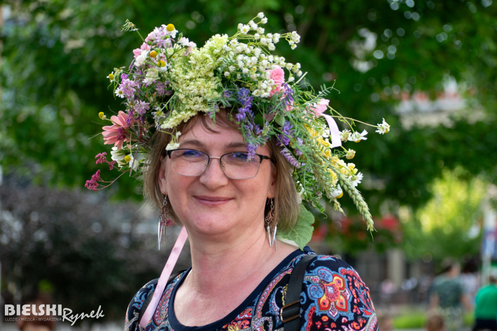 Folkowo i energetycznie podczas festiwalu świętojańskiego