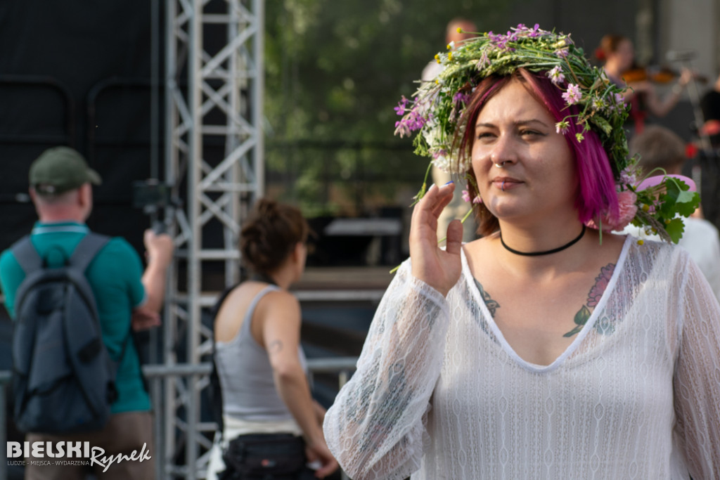 Folkowo i energetycznie podczas festiwalu świętojańskiego