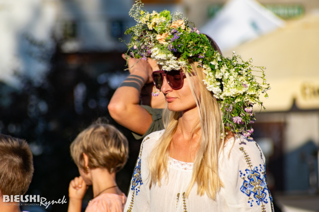 Folkowo i energetycznie podczas festiwalu świętojańskiego