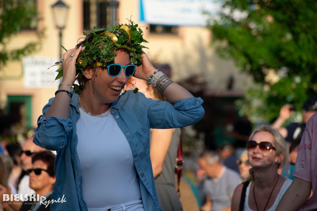 Folkowo i energetycznie podczas festiwalu świętojańskiego