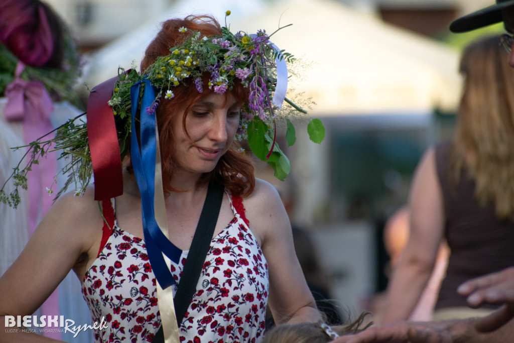 Folkowo i energetycznie podczas festiwalu świętojańskiego