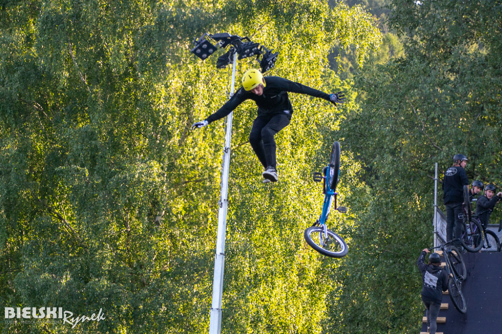 Happy Bike Beskidy - pokazy SOUND OF GRAVITY