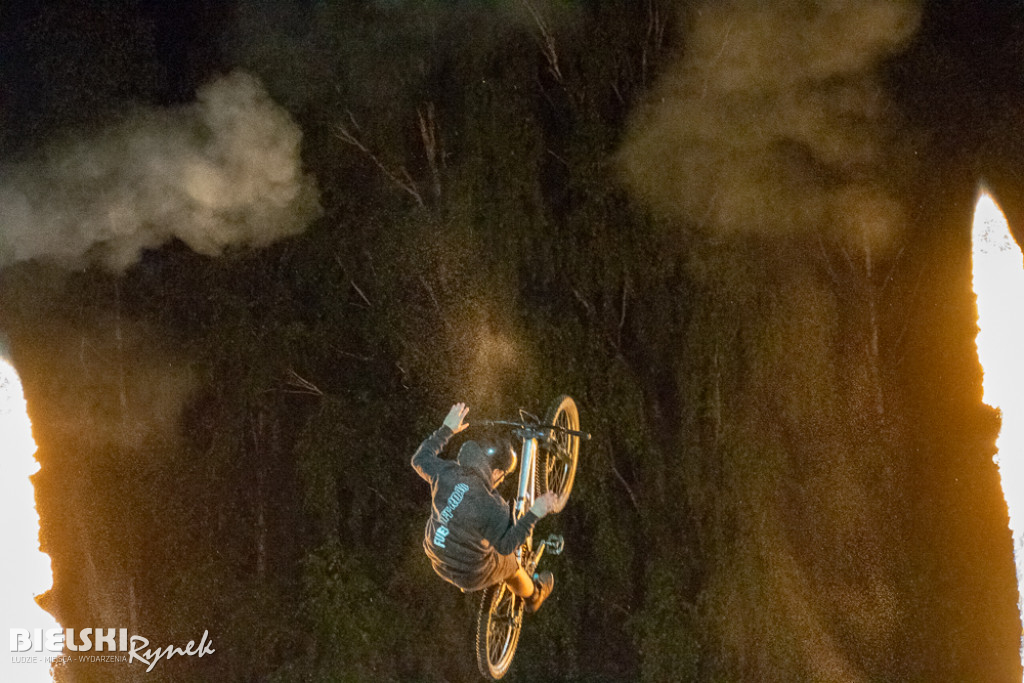 Happy Bike Beskidy - pokazy SOUND OF GRAVITY