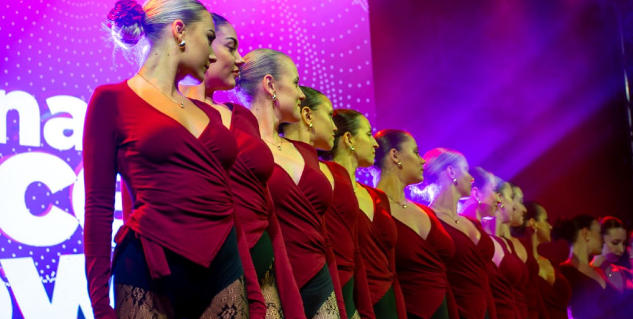 Cubana Dance Show na Placu Wojska Polskiego — taniec i energia miasta