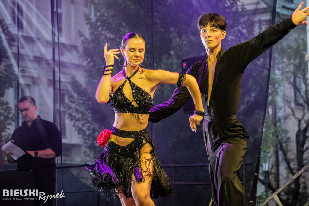 Cubana Dance Show na Placu Wojska Polskiego — taniec i energia miasta