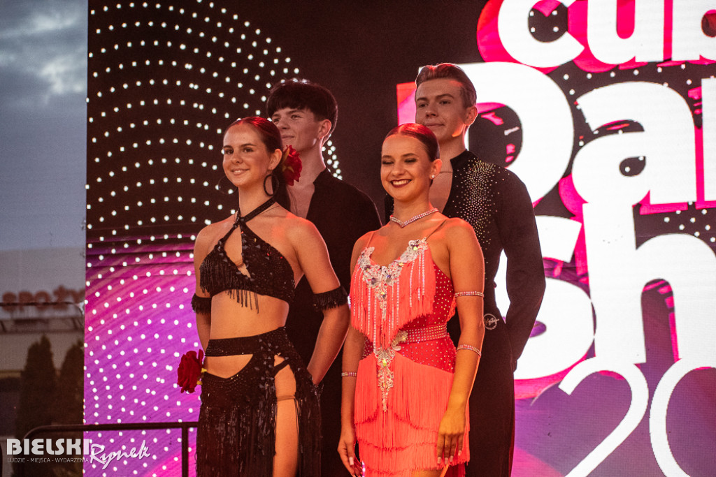 Cubana Dance Show na Placu Wojska Polskiego — taniec i energia miasta