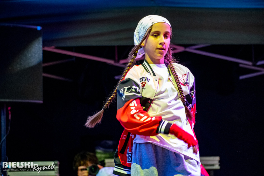 Cubana Dance Show na Placu Wojska Polskiego — taniec i energia miasta