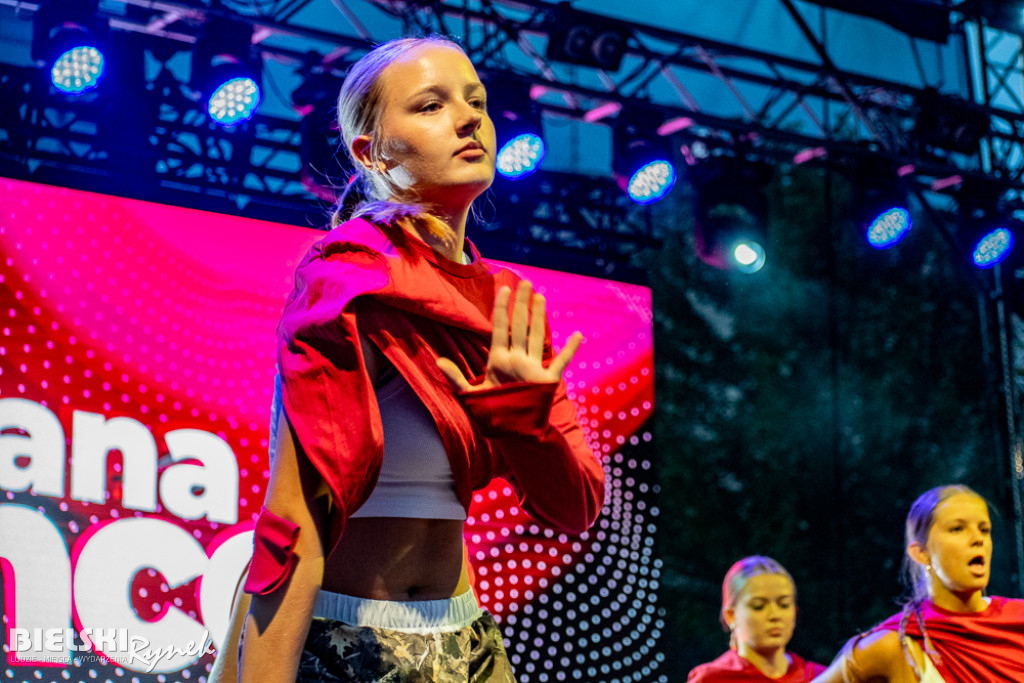 Cubana Dance Show na Placu Wojska Polskiego — taniec i energia miasta