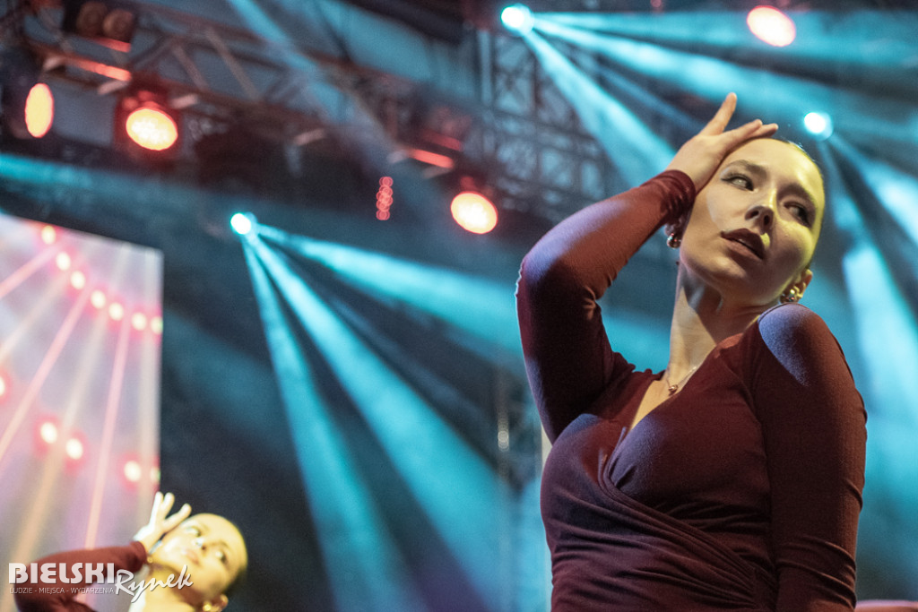 Cubana Dance Show na Placu Wojska Polskiego — taniec i energia miasta