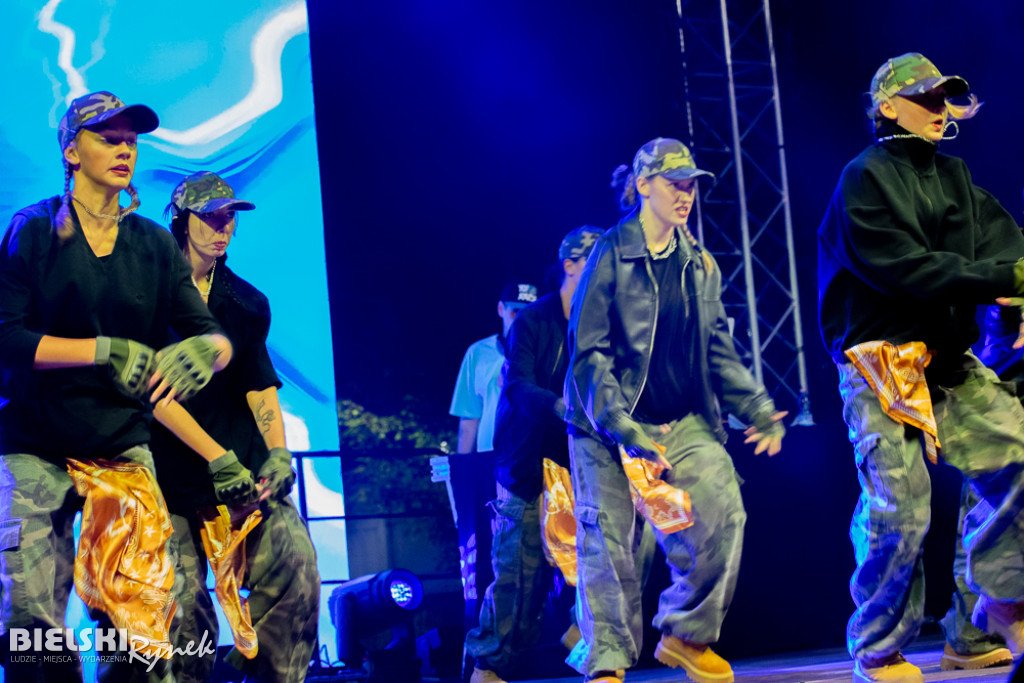Cubana Dance Show na Placu Wojska Polskiego — taniec i energia miasta