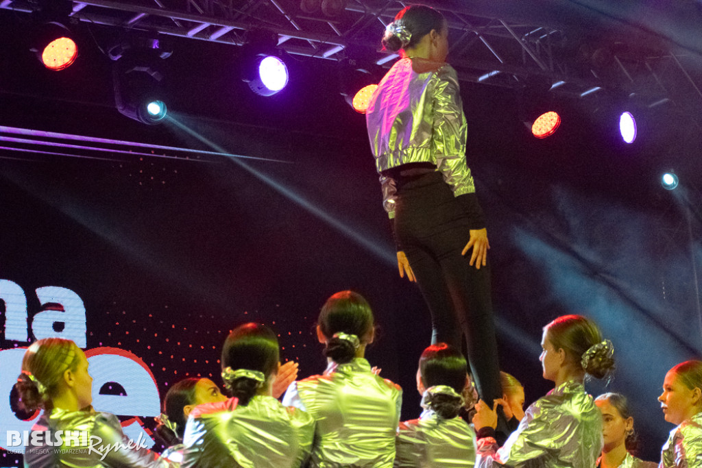 Cubana Dance Show na Placu Wojska Polskiego — taniec i energia miasta