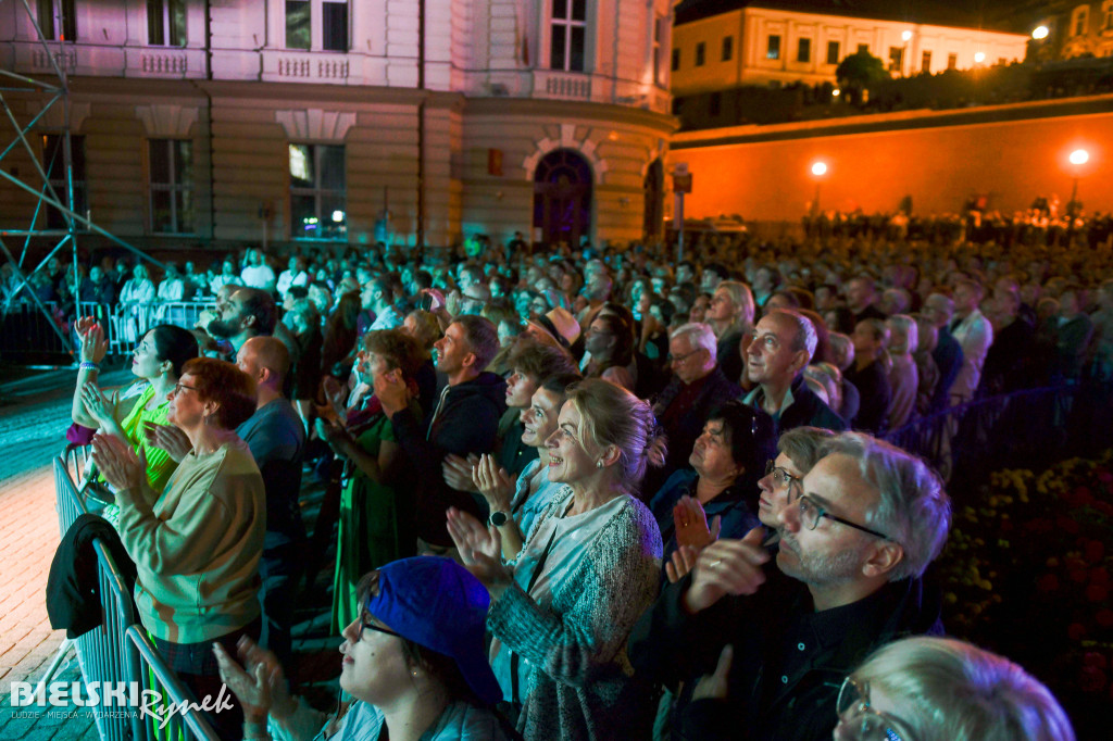 Piąty koncert na teatralnym balkonie