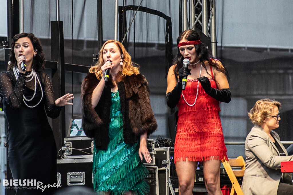 Rodzinny piknik SpLATA i koncert grupy 2B Voice