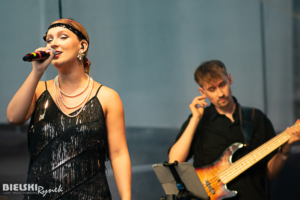 Rodzinny piknik SpLATA i koncert grupy 2B Voice