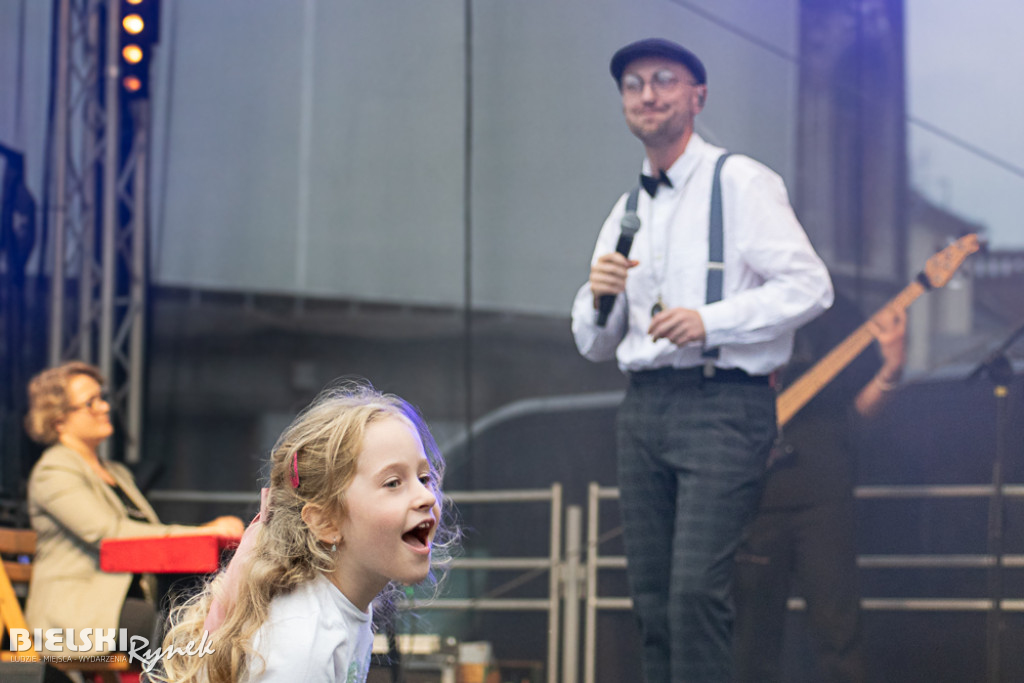 Rodzinny piknik SpLATA i koncert grupy 2B Voice