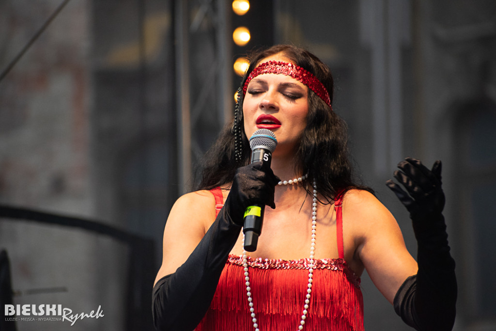 Rodzinny piknik SpLATA i koncert grupy 2B Voice