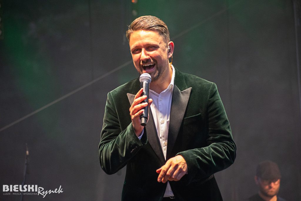 Rodzinny piknik SpLATA i koncert grupy 2B Voice