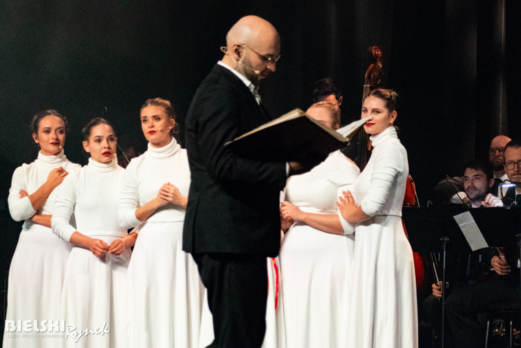 PIEŚNI KRONIKARZA - widowisko muzyczne