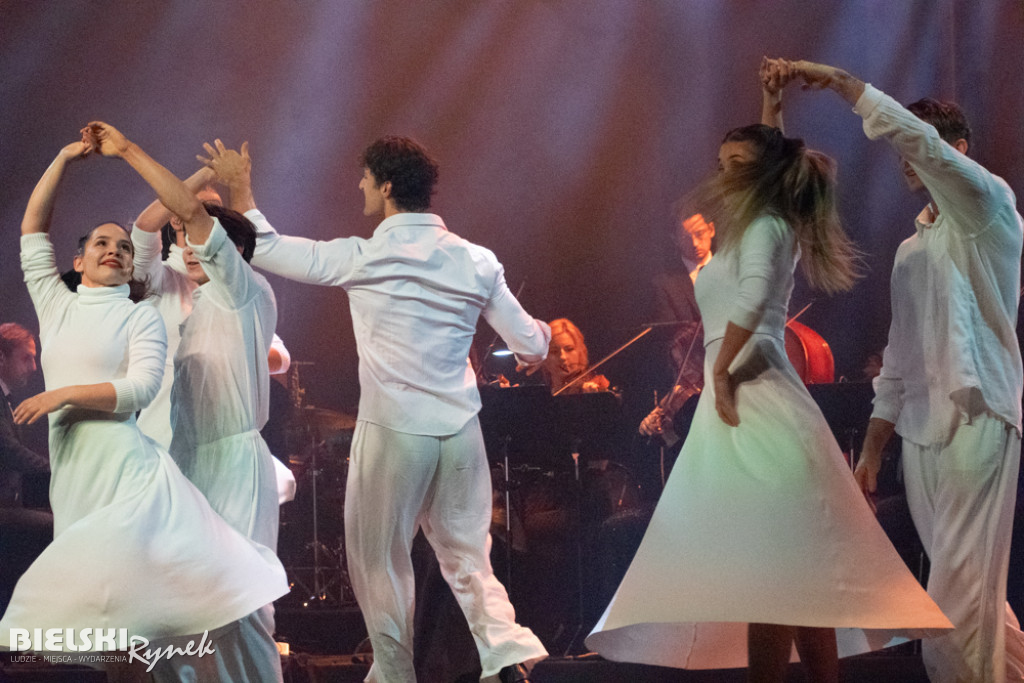 PIEŚNI KRONIKARZA - widowisko muzyczne