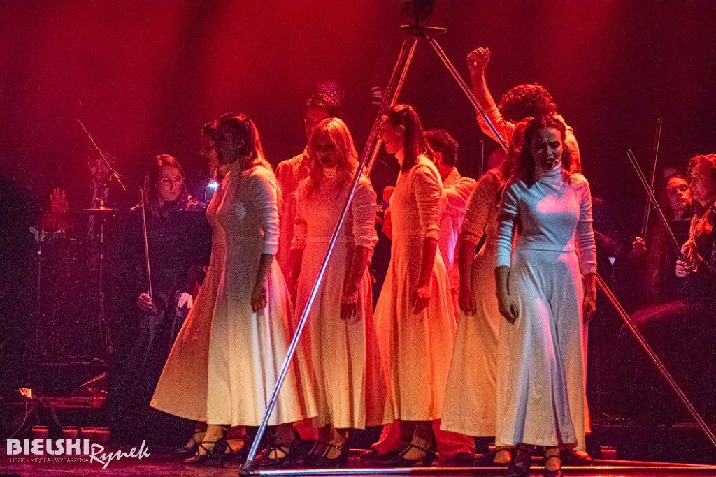 PIEŚNI KRONIKARZA - widowisko muzyczne