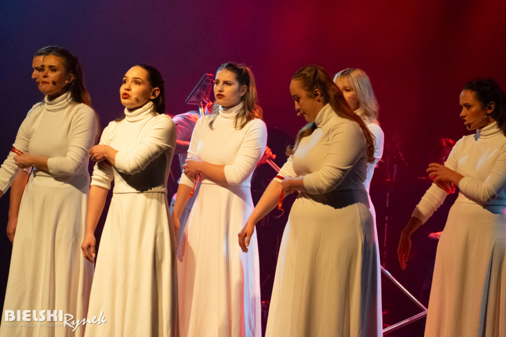 PIEŚNI KRONIKARZA - widowisko muzyczne