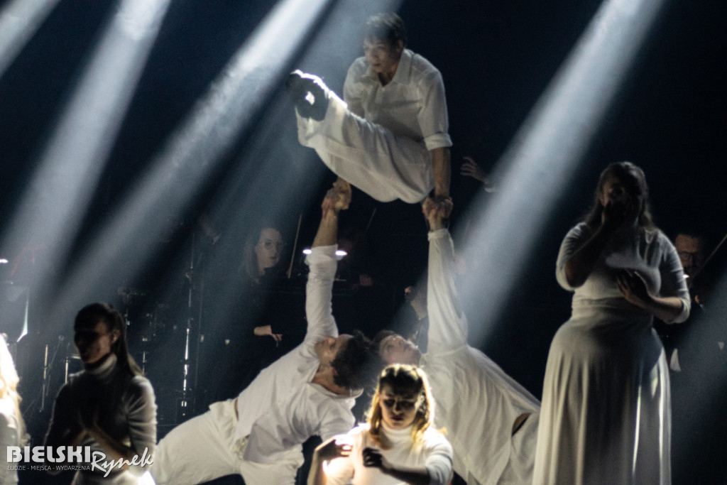 PIEŚNI KRONIKARZA - widowisko muzyczne