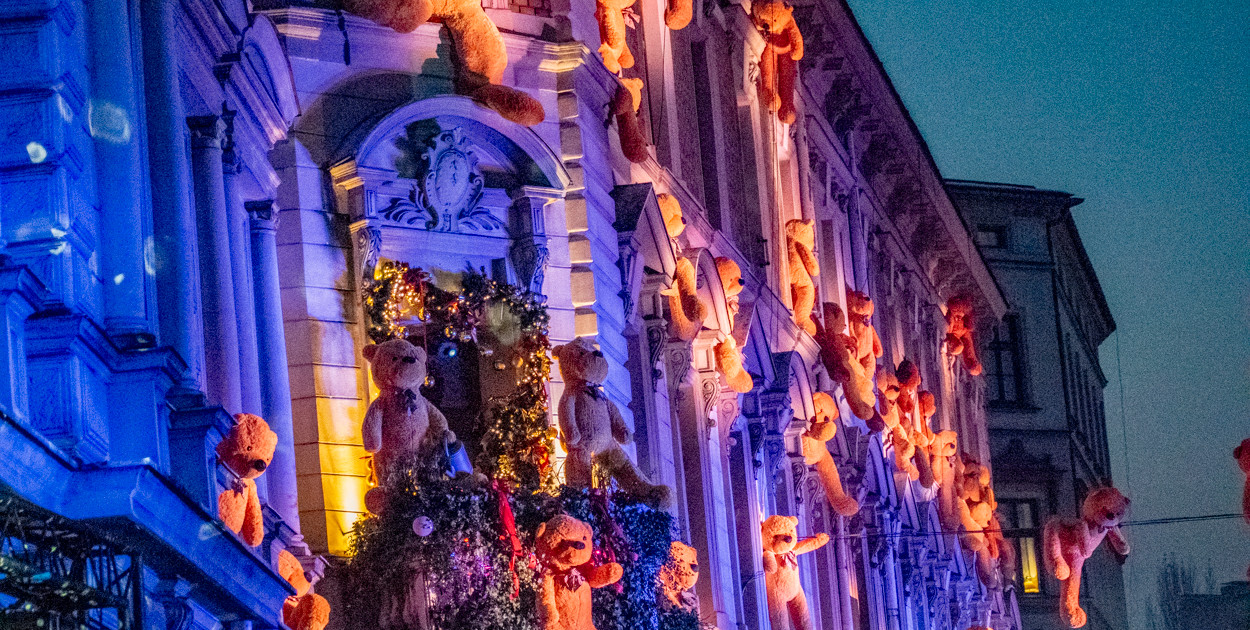 Misiowe święto na placu Wojska Polskiego