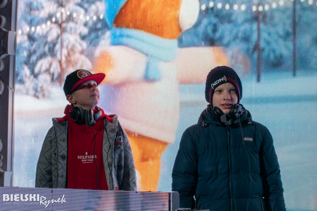 Misiowe święto na placu Wojska Polskiego