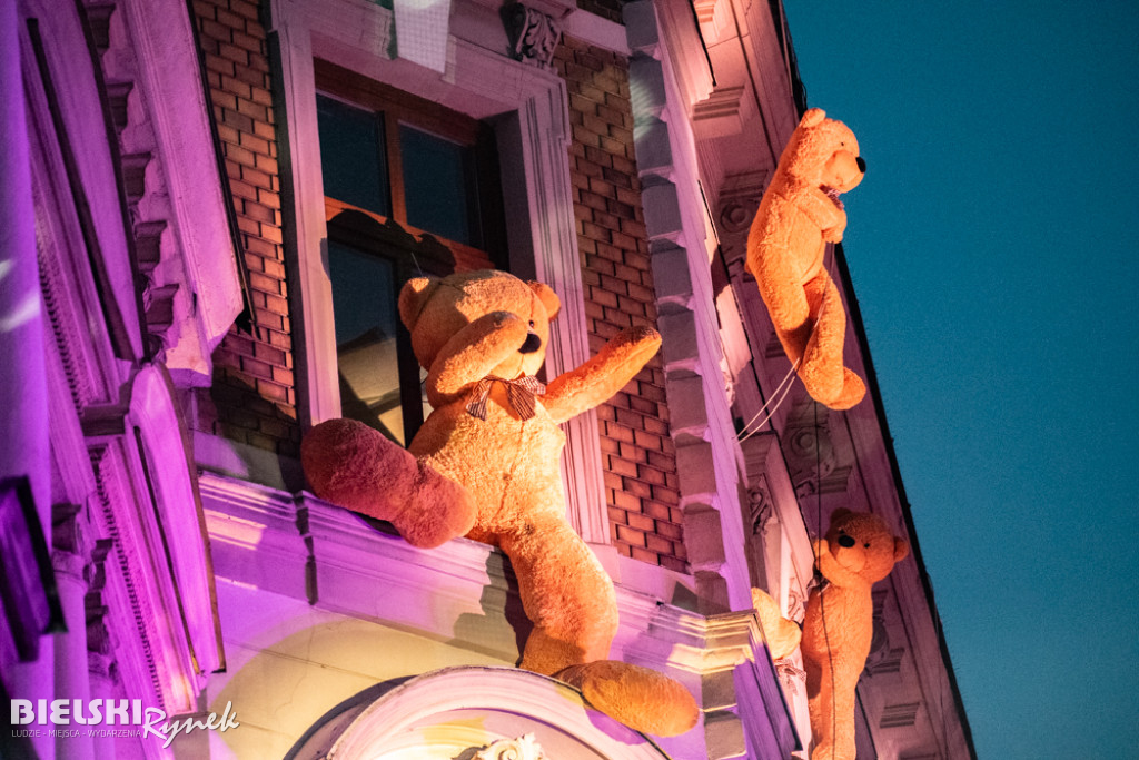 Misiowe święto na placu Wojska Polskiego