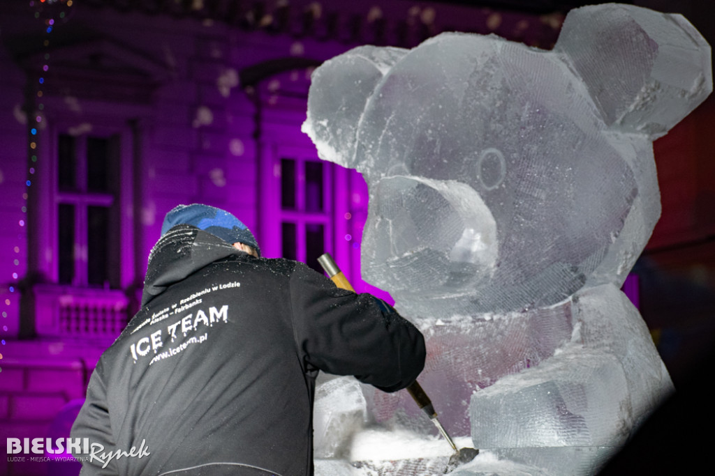 Misiowe święto na placu Wojska Polskiego