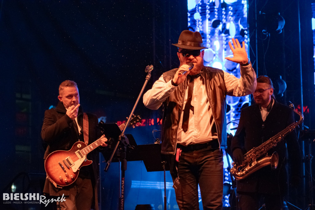 Sylwester w Bielsku-Białej. Nowy Rok powitany na placu Wojska Polskiego