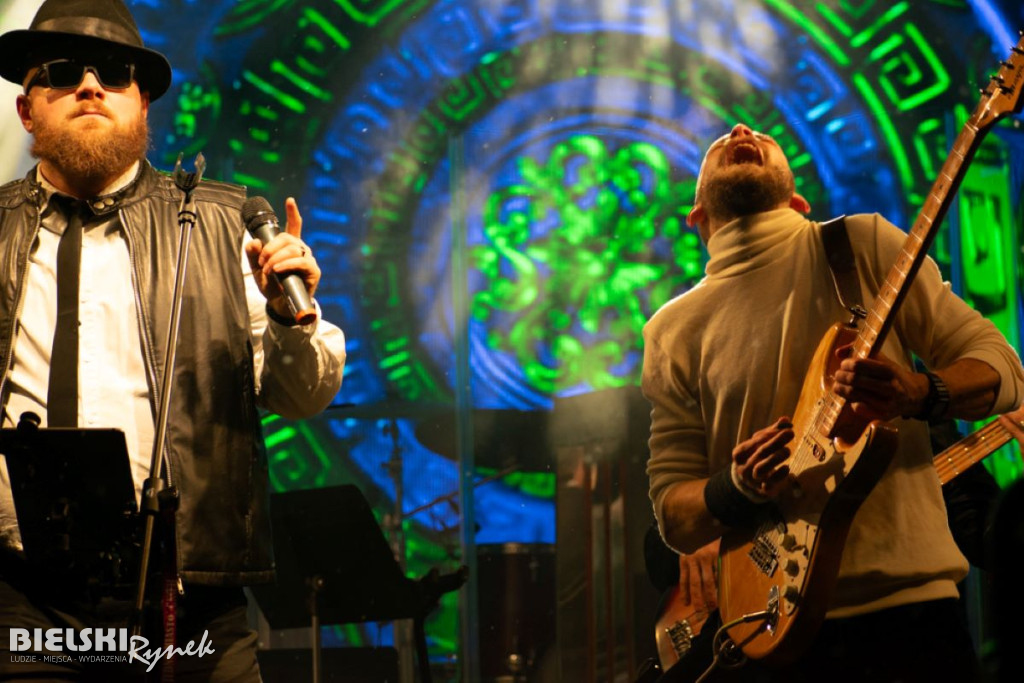 Sylwester w Bielsku-Białej. Nowy Rok powitany na placu Wojska Polskiego