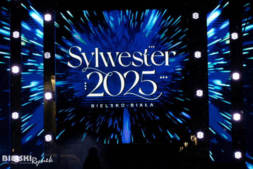 Sylwester w Bielsku-Białej. Nowy Rok powitany na placu Wojska Polskiego