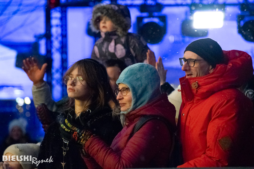 Sylwester w Bielsku-Białej. Nowy Rok powitany na placu Wojska Polskiego