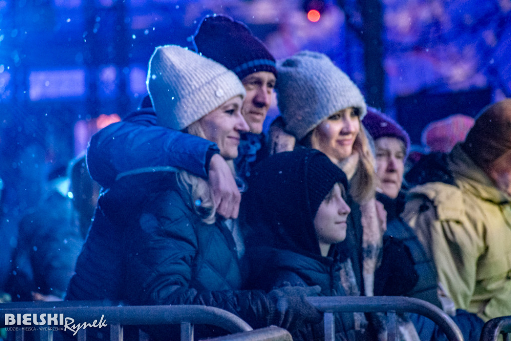 Sylwester w Bielsku-Białej. Nowy Rok powitany na placu Wojska Polskiego