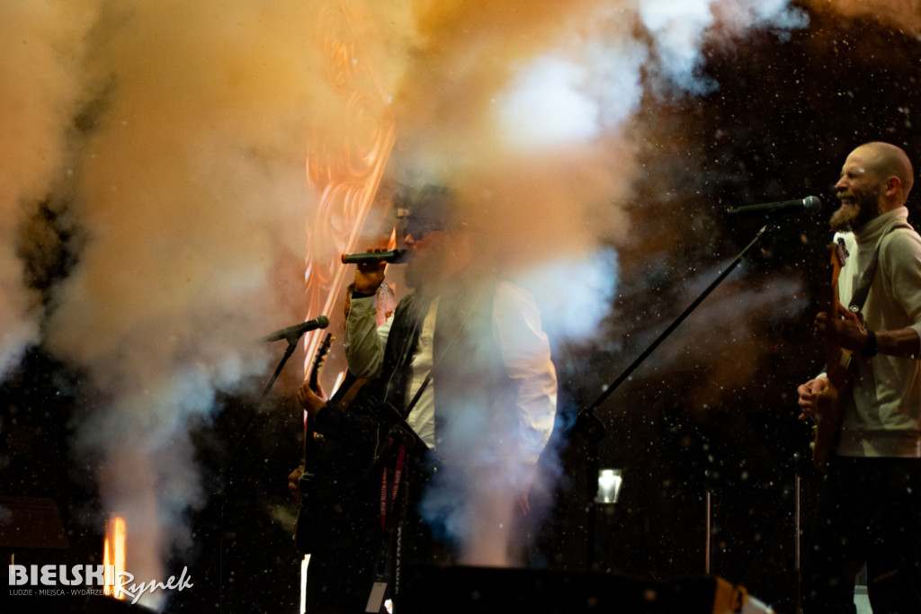 Sylwester w Bielsku-Białej. Nowy Rok powitany na placu Wojska Polskiego