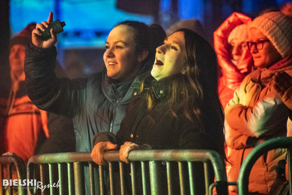Sylwester w Bielsku-Białej. Nowy Rok powitany na placu Wojska Polskiego