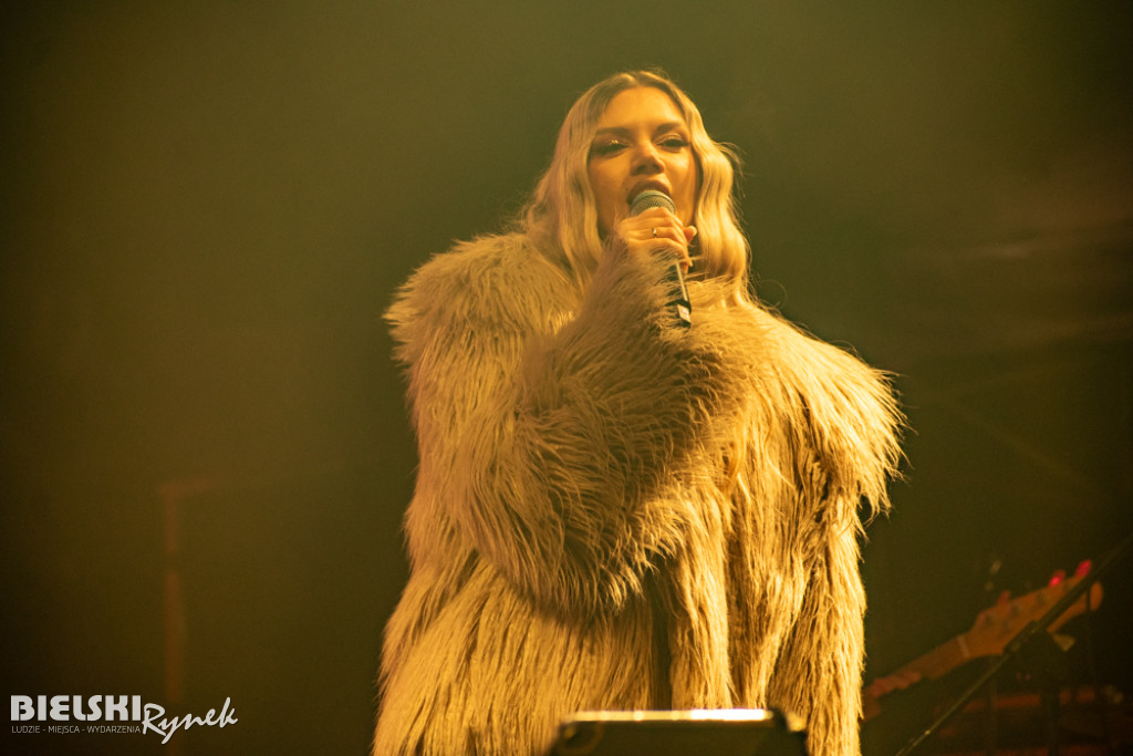 Sylwester w Bielsku-Białej. Nowy Rok powitany na placu Wojska Polskiego