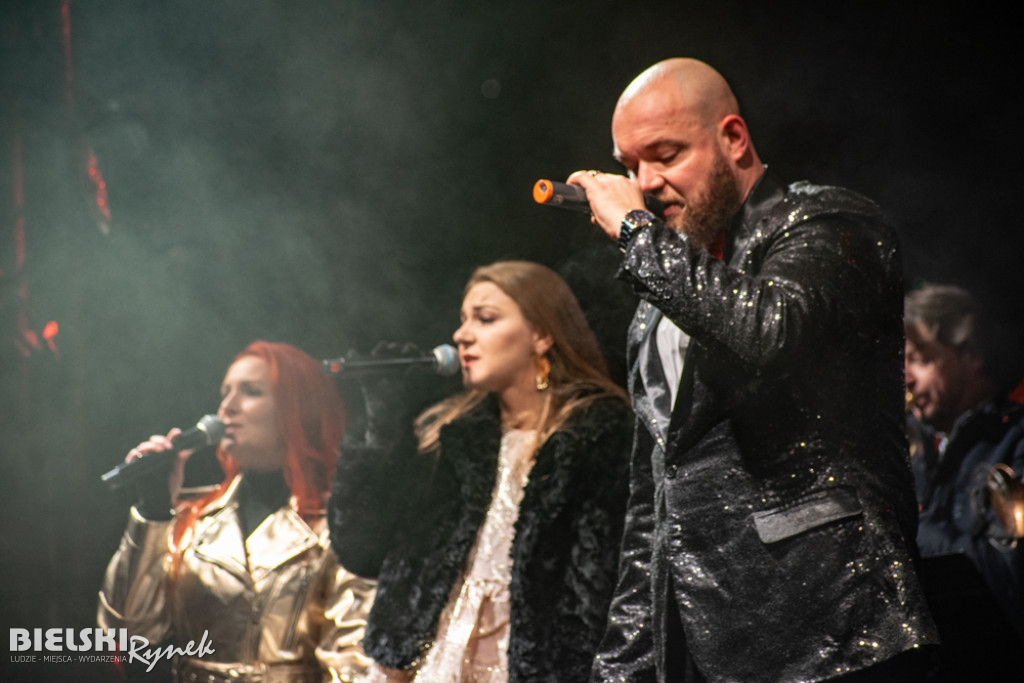 Sylwester w Bielsku-Białej. Nowy Rok powitany na placu Wojska Polskiego