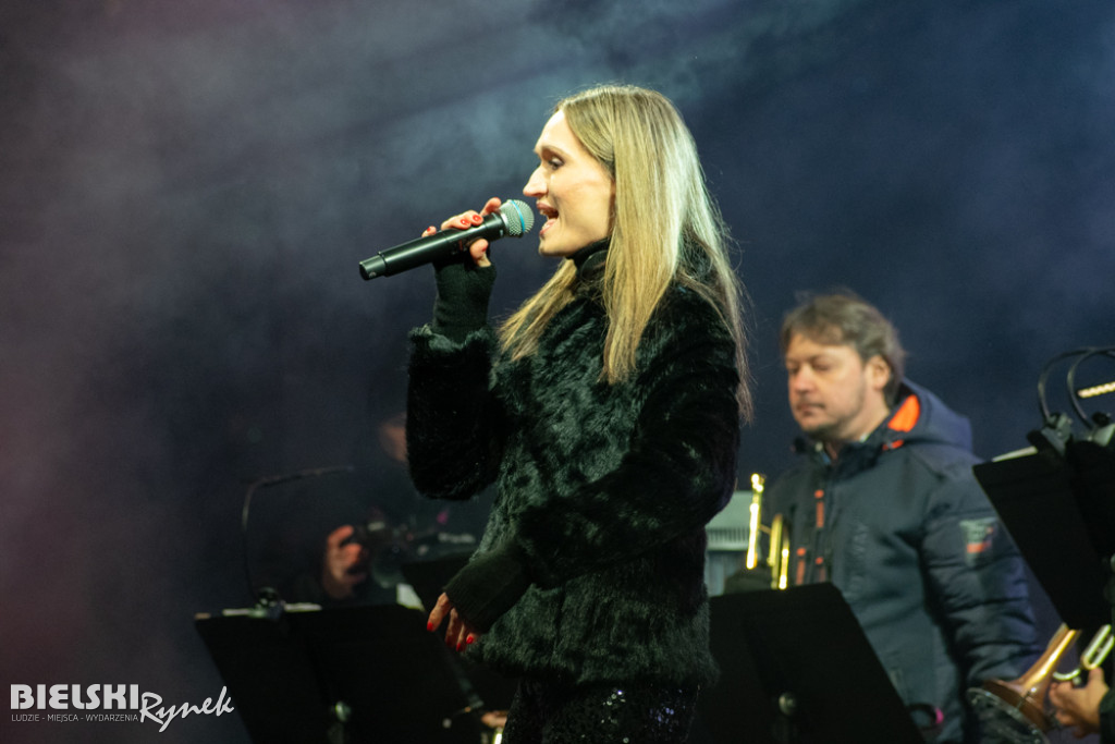 Sylwester w Bielsku-Białej. Nowy Rok powitany na placu Wojska Polskiego