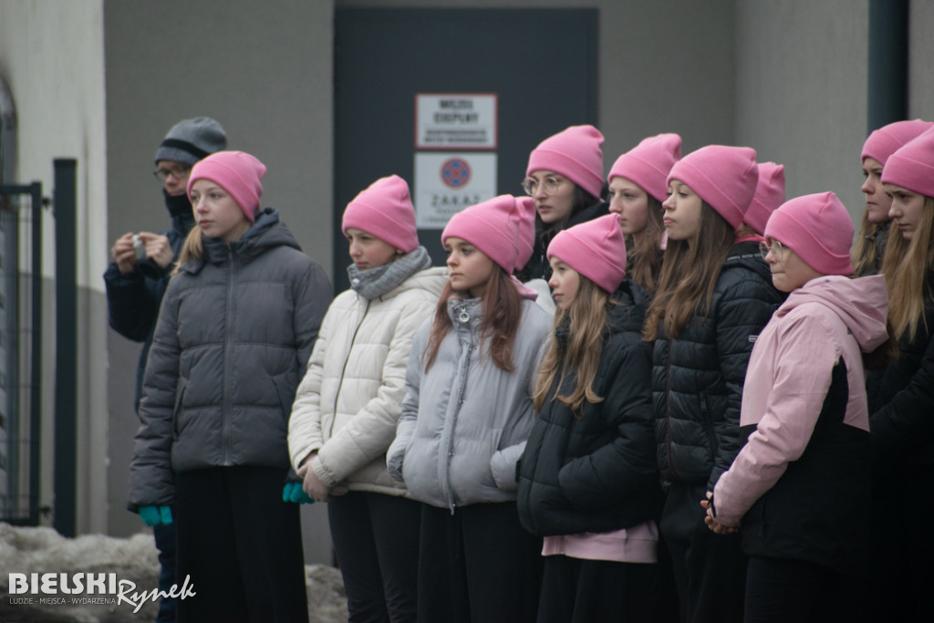 Polonez na placu Wojska Polskiego I barwne korowody