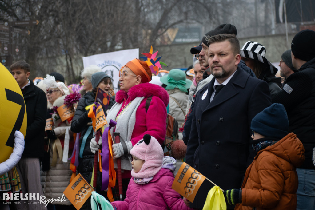 Polonez na placu Wojska Polskiego I barwne korowody