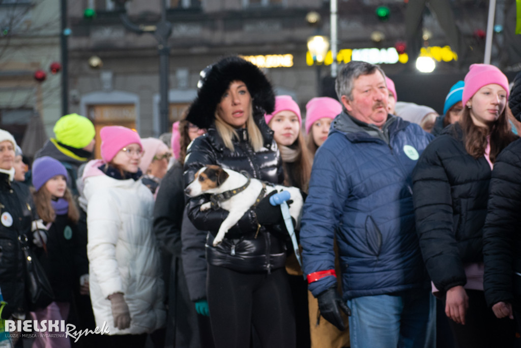 Polonez na placu Wojska Polskiego I barwne korowody