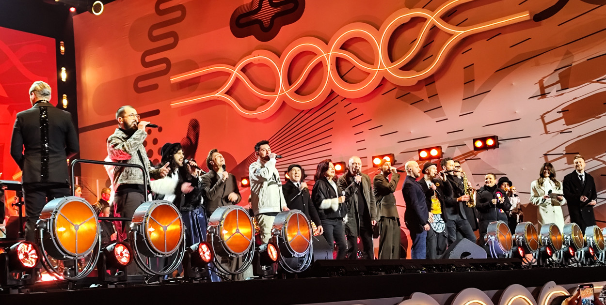 EVVIVA L\'ARTE - NIECH ŻYJE SZTUKA - koncert pod Ratuszem